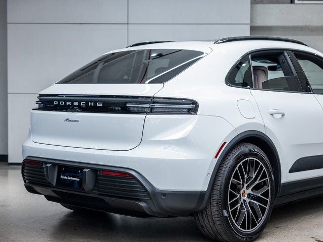 2025 Porsche Macan Macan Electric