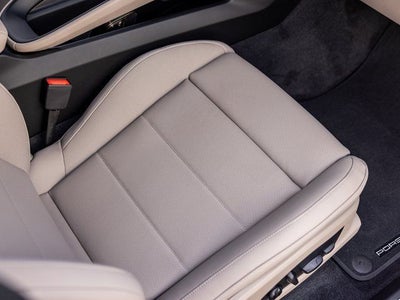 2025 Porsche Macan Macan Electric