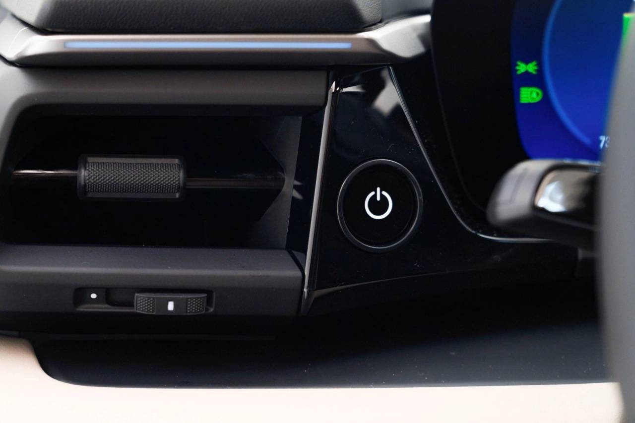 2025 Porsche Macan Macan Electric