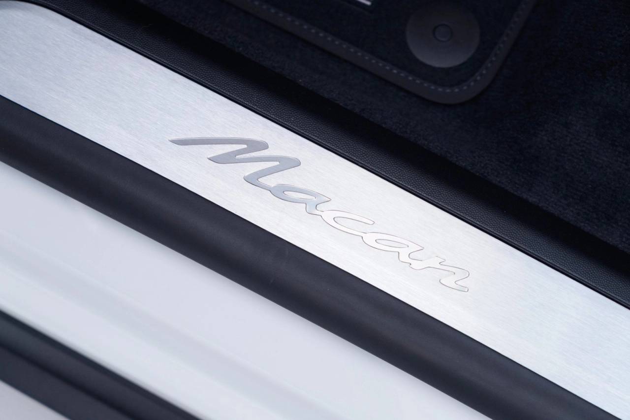 2025 Porsche Macan Macan Electric