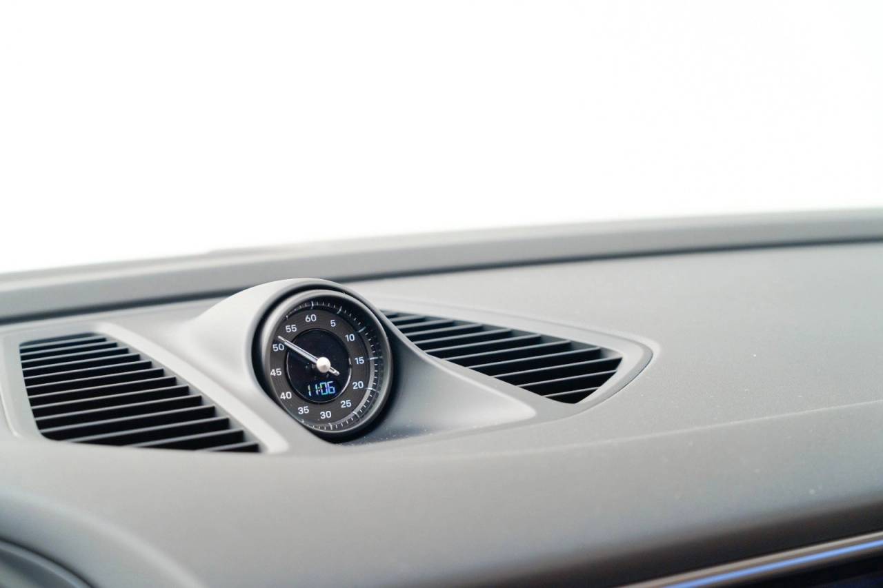 2025 Porsche Macan Macan Electric