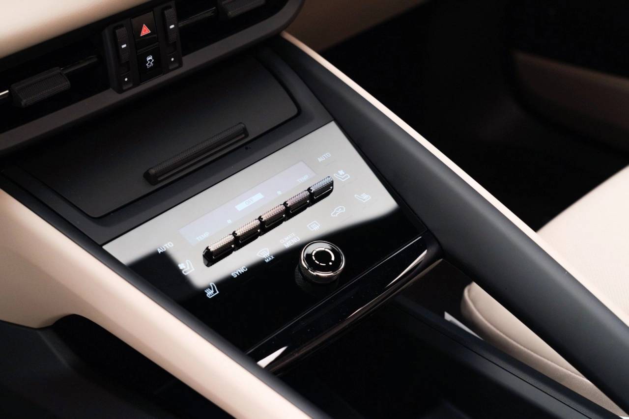 2025 Porsche Macan Macan Electric