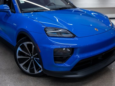 2026 Porsche Macan Macan Electric