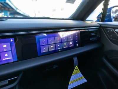 2026 Porsche Macan Macan Electric