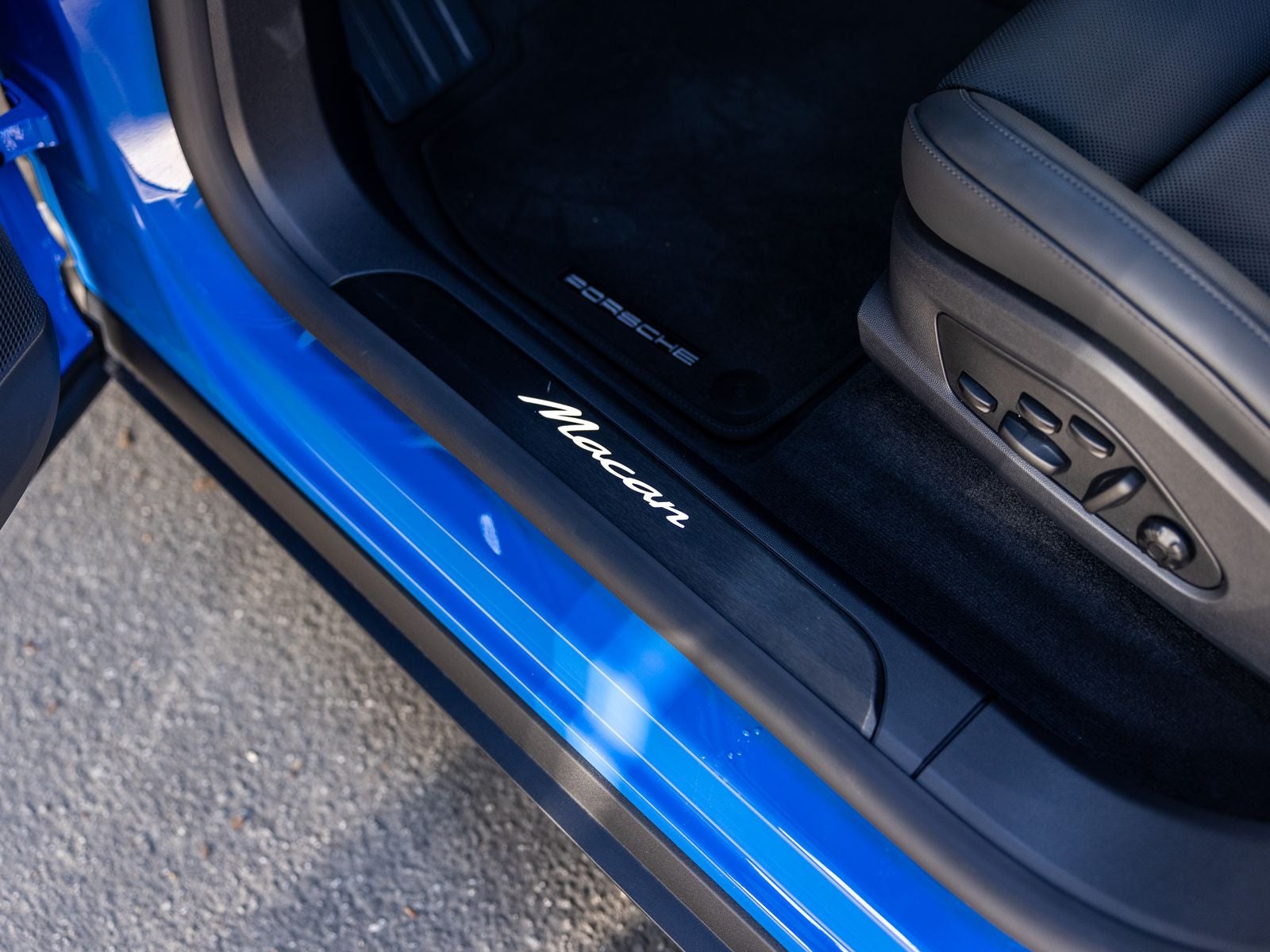 2026 Porsche Macan Macan Electric