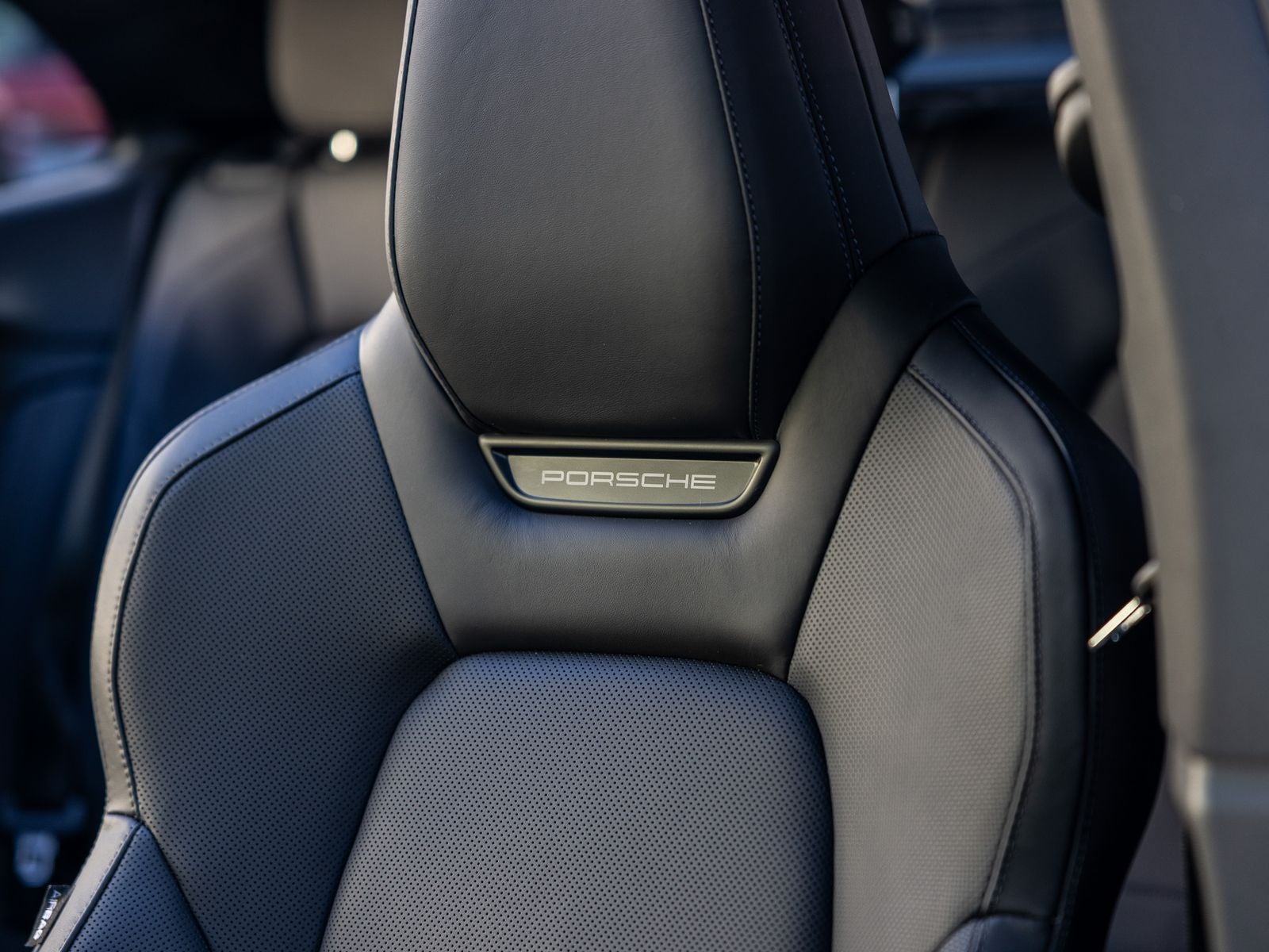 2026 Porsche Macan Macan Electric