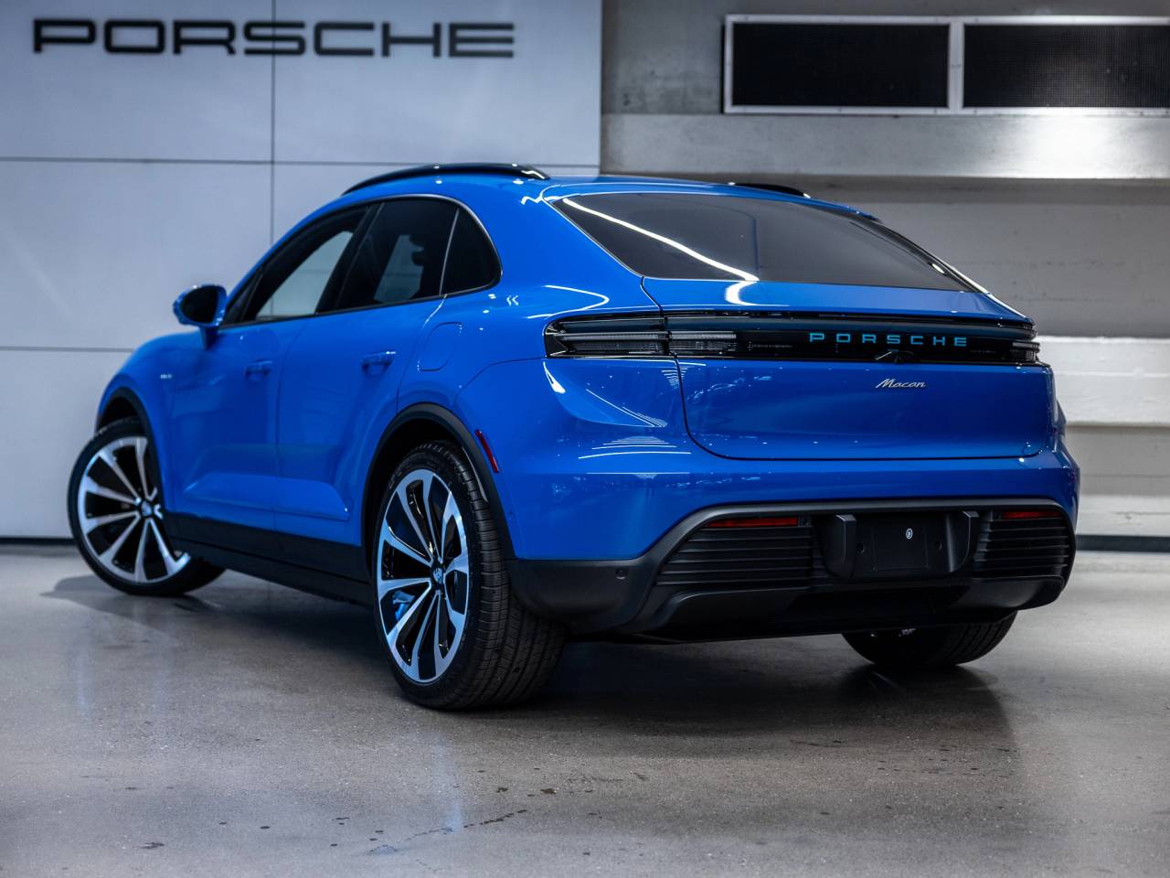 2026 Porsche Macan Macan Electric