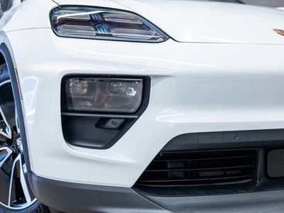 2025 Porsche Macan Macan Electric
