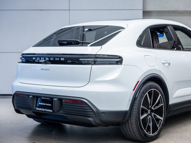 2025 Porsche Macan Macan Electric