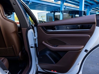 2025 Porsche Macan Macan Electric