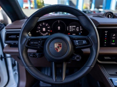 2025 Porsche Macan Macan Electric