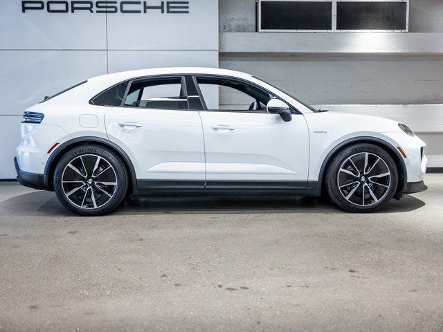 2025 Porsche Macan Macan Electric