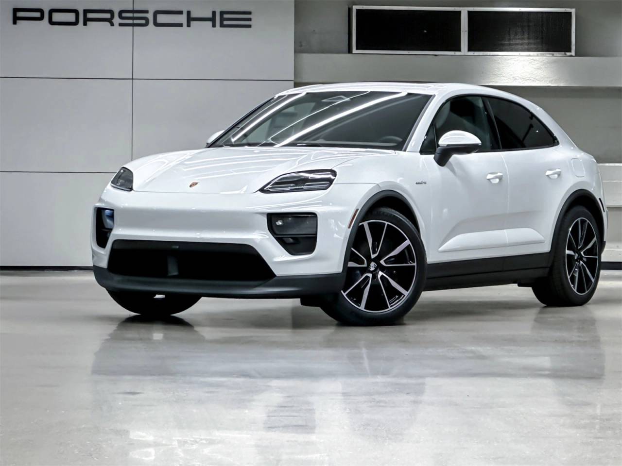 2025 Porsche Macan Macan Electric