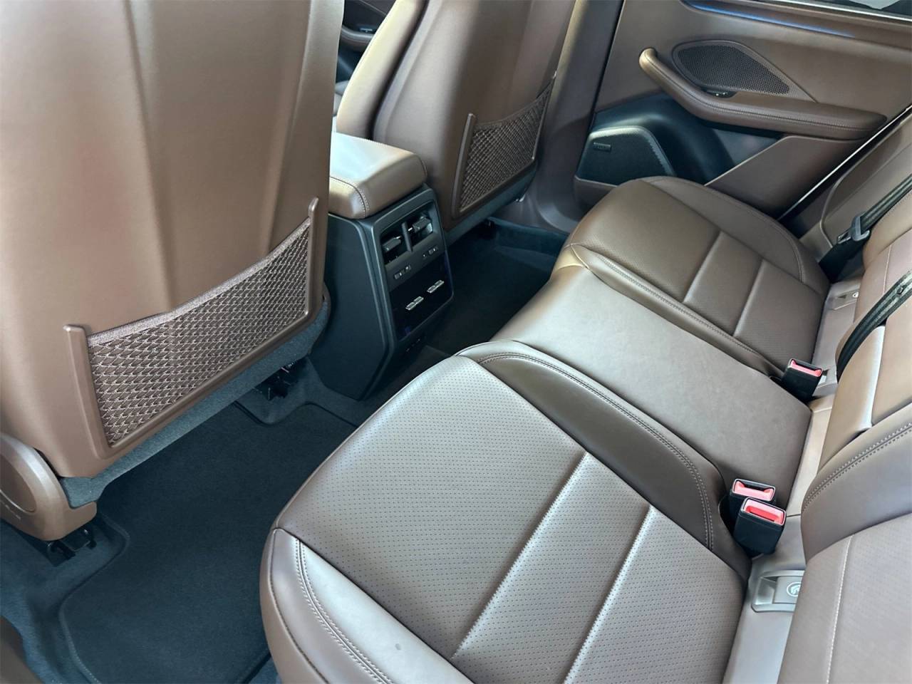 2025 Porsche Macan Macan Electric