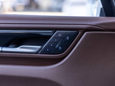 2025 Porsche Macan Macan Electric