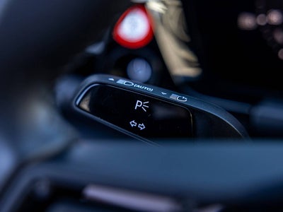 2025 Porsche Macan Macan Electric