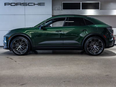 2025 Porsche Macan Electric