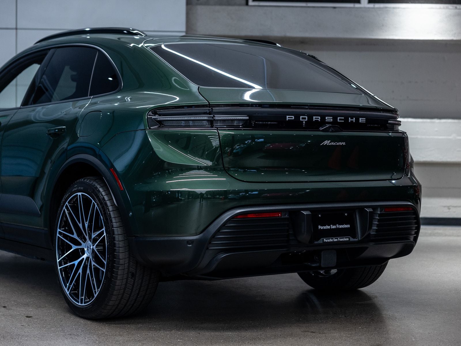 2025 Porsche Macan Electric