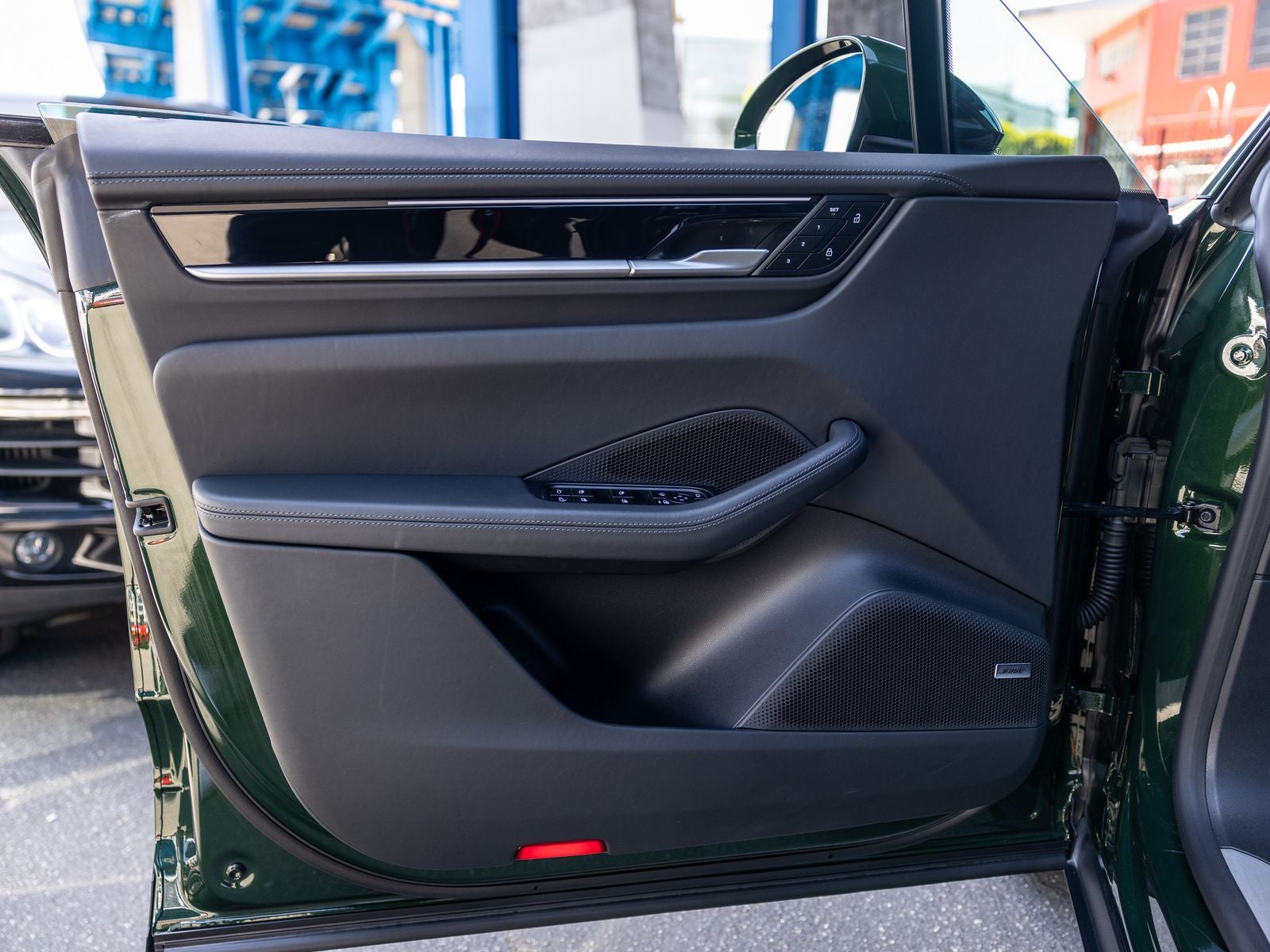 2025 Porsche Macan Electric