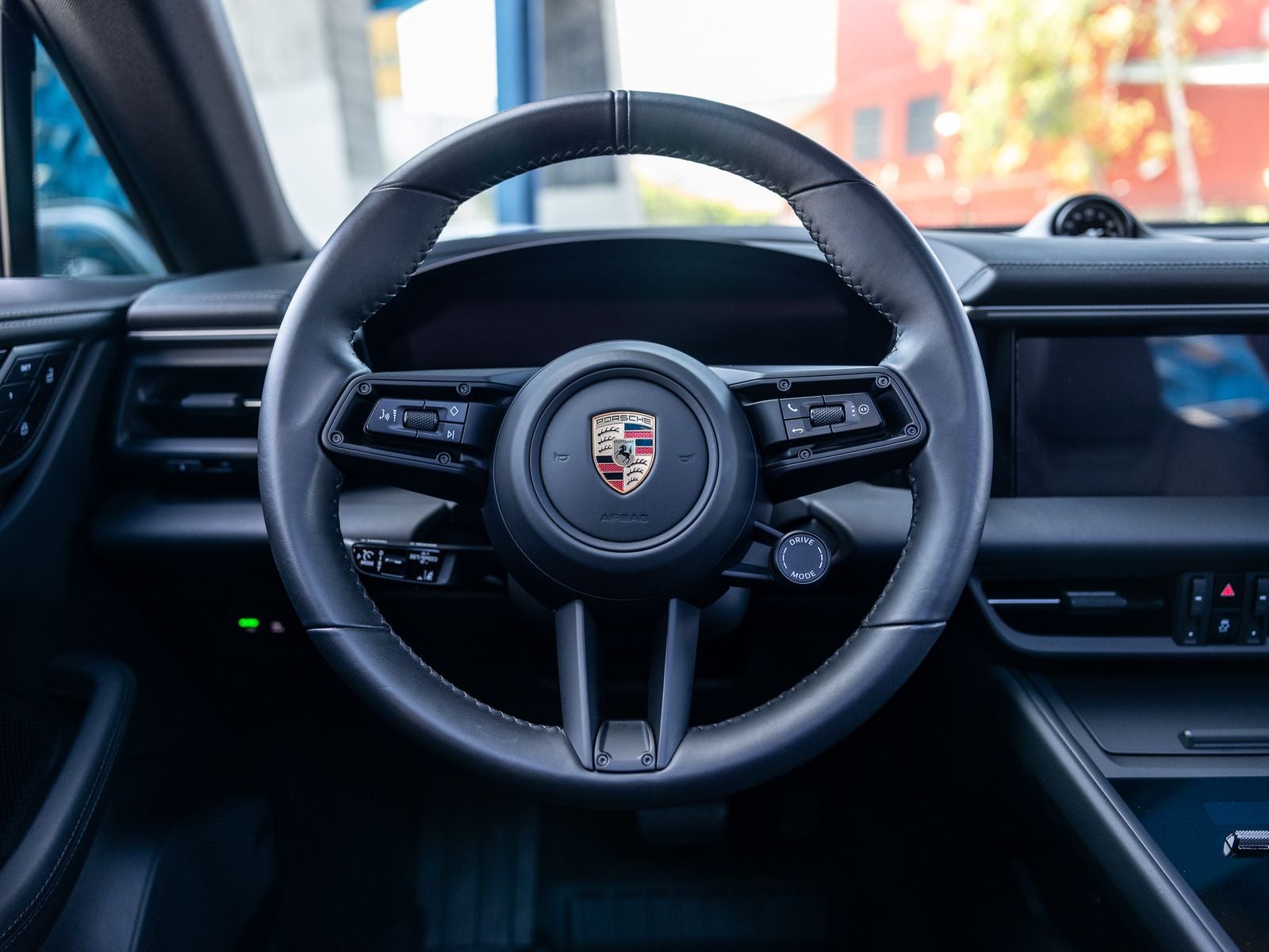 2025 Porsche Macan Electric