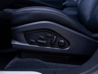 2025 Porsche Macan Electric