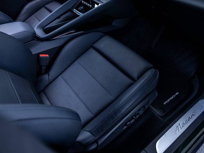 2025 Porsche Macan Electric