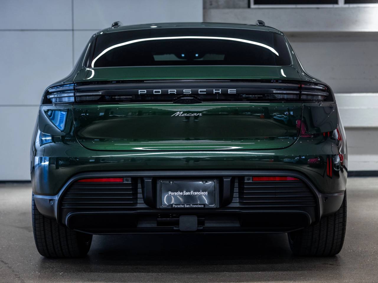 2025 Porsche Macan Electric