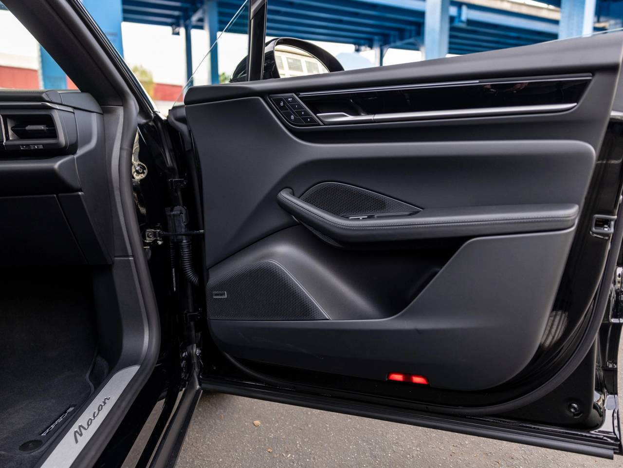 2025 Porsche Macan Macan Electric