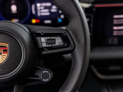 2025 Porsche Macan Macan Electric