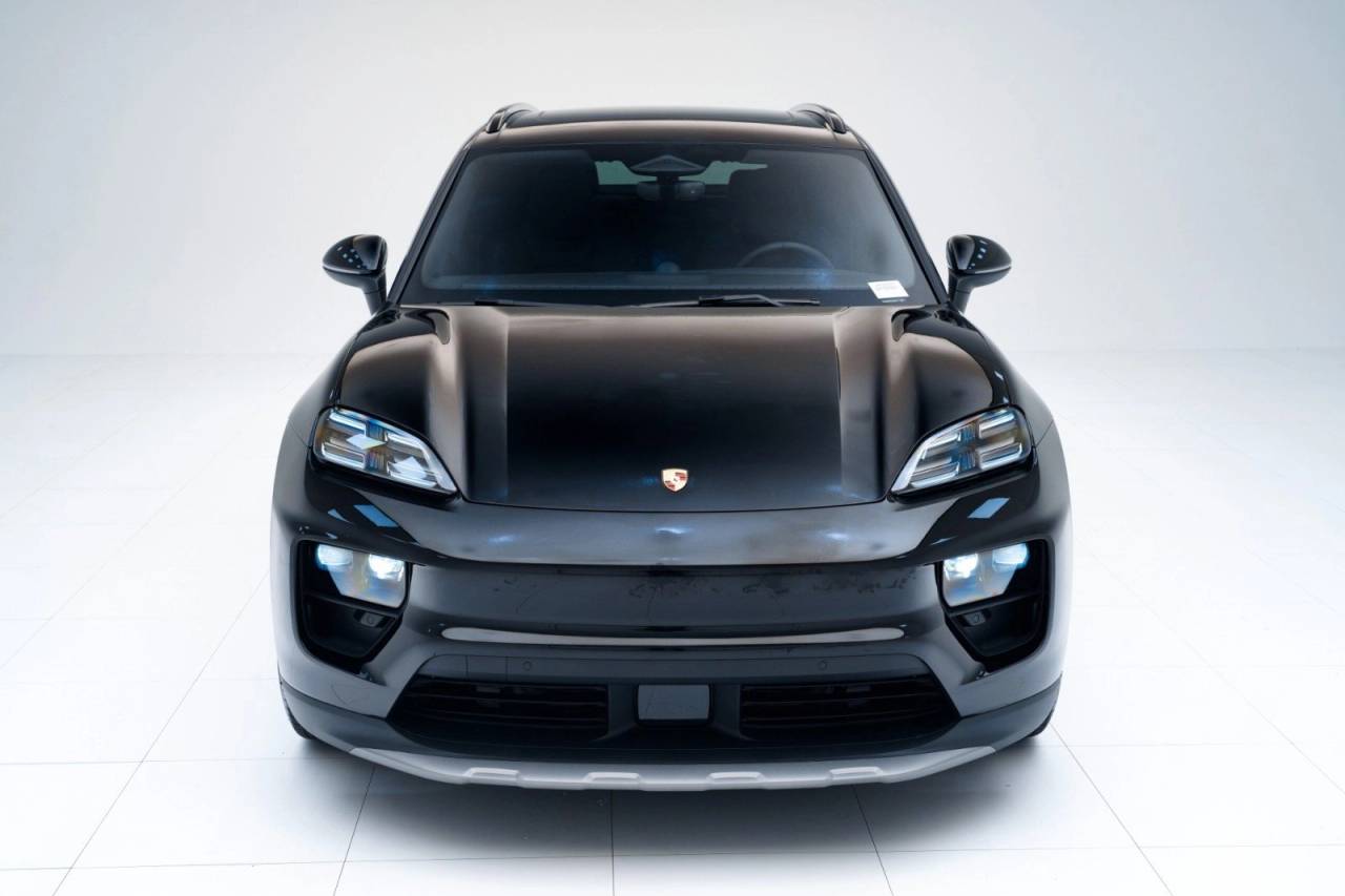 2025 Porsche Macan Macan Electric
