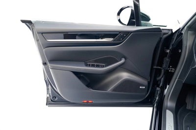 2025 Porsche Macan Macan Electric