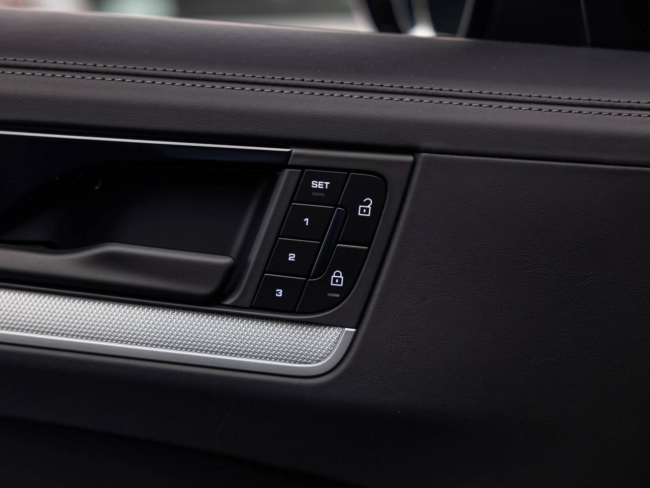 2026 Porsche Cayenne Cayenne E-Hybrid