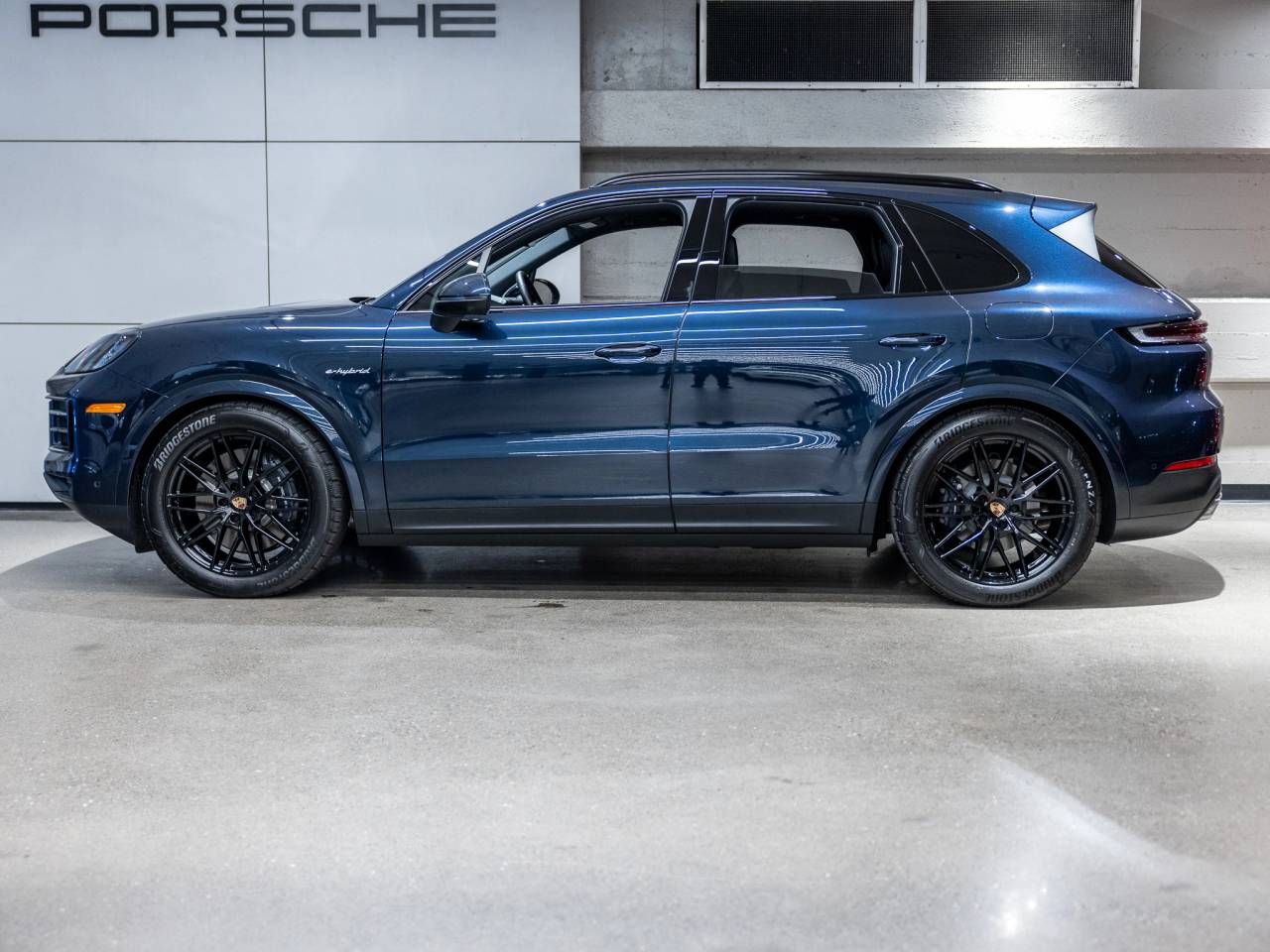 2025 Porsche Cayenne Cayenne E-Hybrid