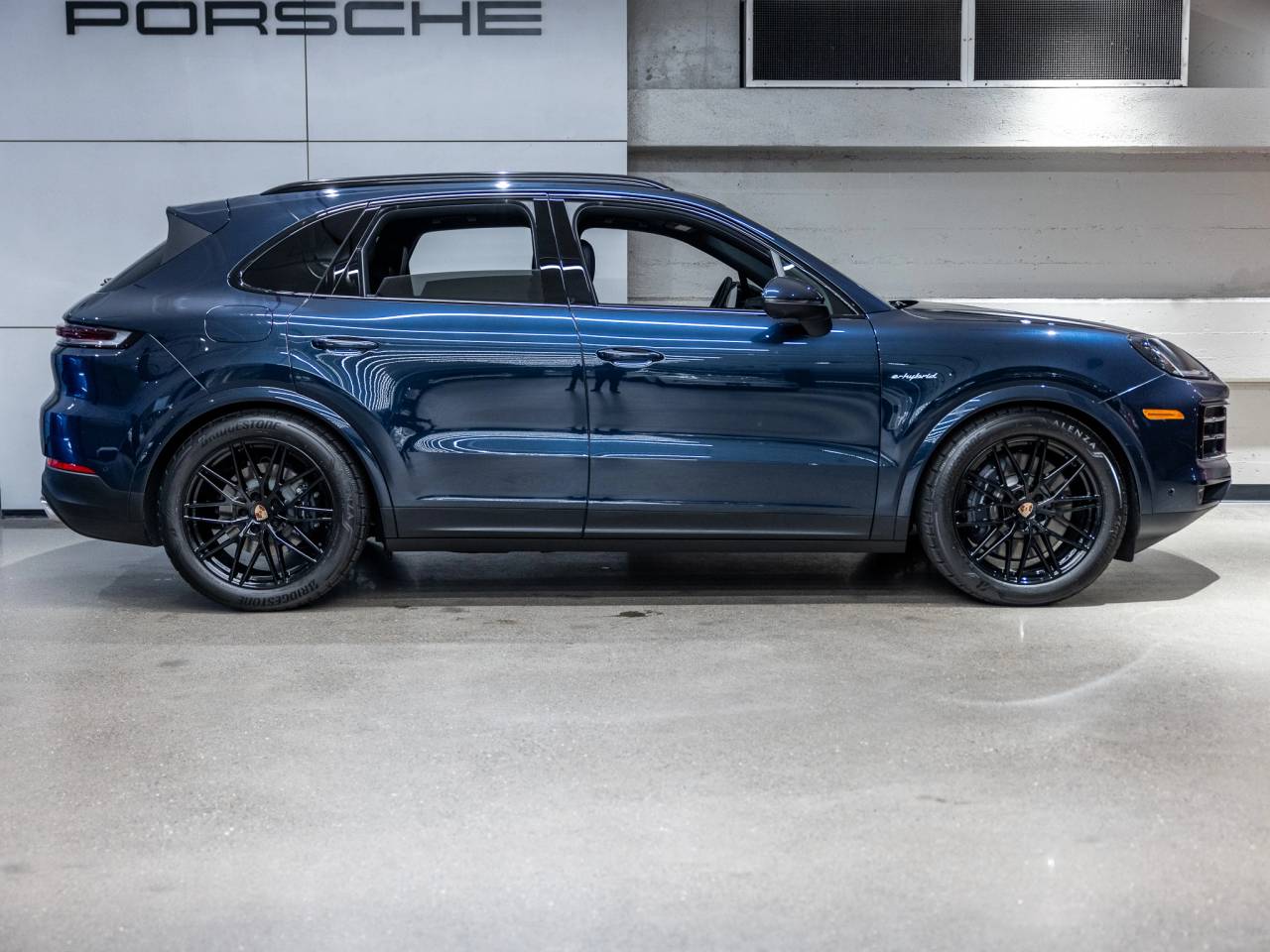 2025 Porsche Cayenne Cayenne E-Hybrid