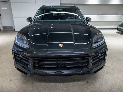 2026 Porsche Cayenne E-Hybrid Base