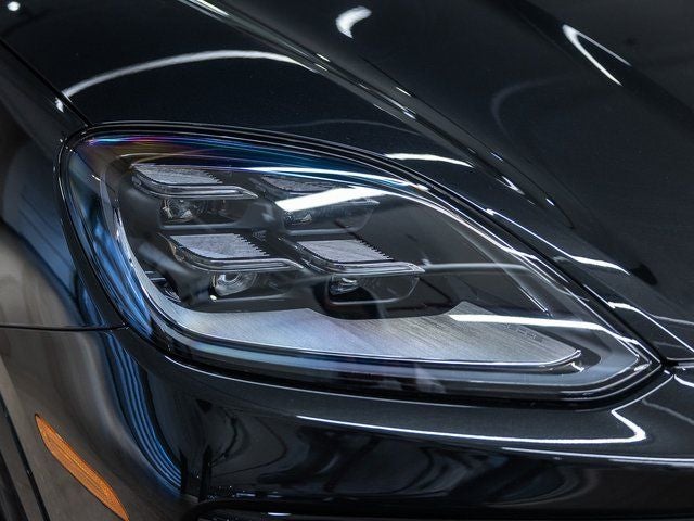 2026 Porsche Cayenne E-Hybrid Base