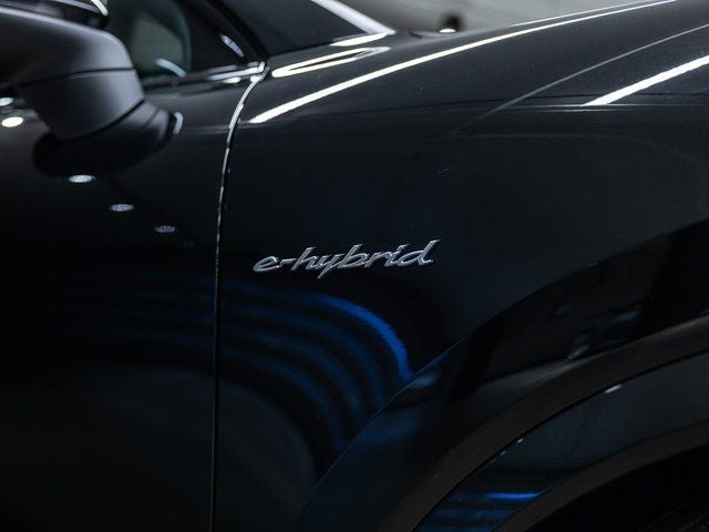 2026 Porsche Cayenne E-Hybrid Base