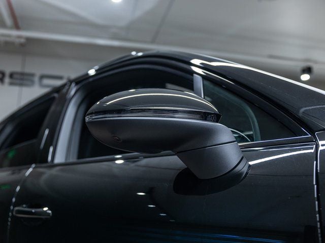 2026 Porsche Cayenne E-Hybrid Base