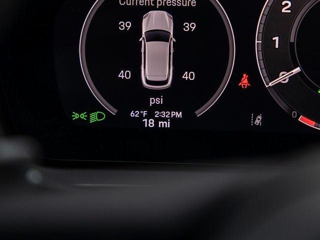 2026 Porsche Cayenne E-Hybrid Base