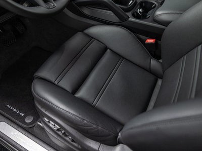 2026 Porsche Cayenne E-Hybrid Base