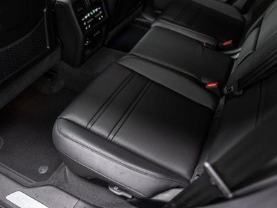 2026 Porsche Cayenne E-Hybrid Base