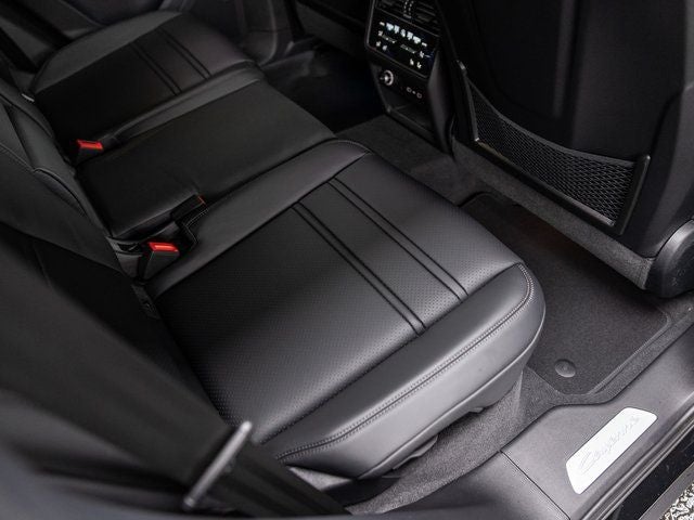 2026 Porsche Cayenne E-Hybrid Base