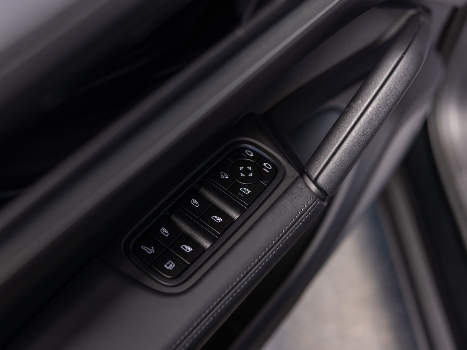 2026 Porsche Cayenne E-Hybrid