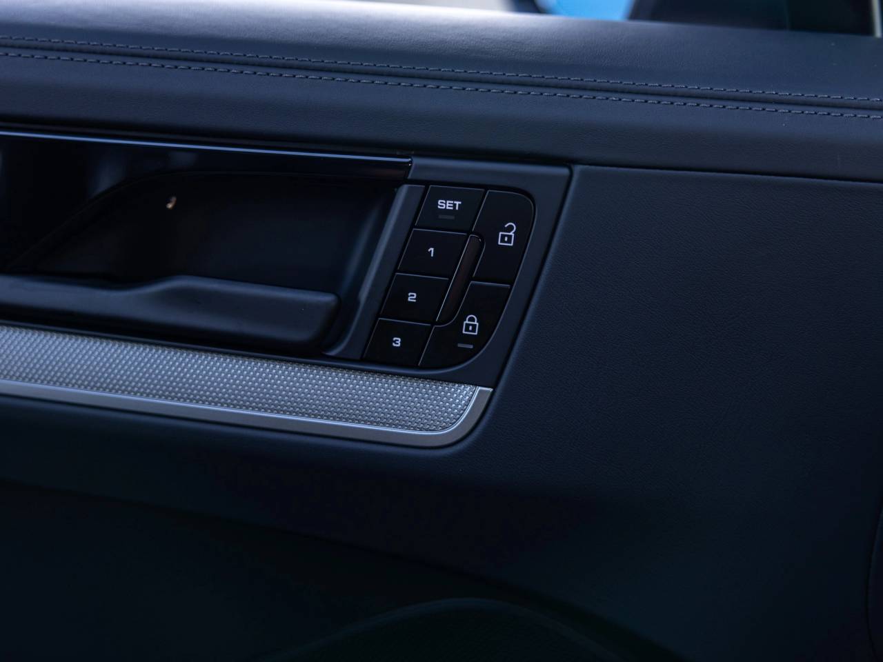 2026 Porsche Cayenne Cayenne E-Hybrid