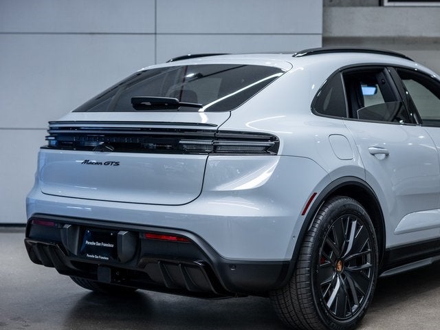 2026 Porsche Macan Macan GTS Electric
