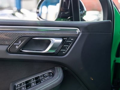 2026 Porsche Macan Macan GTS