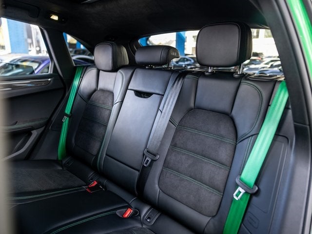 2026 Porsche Macan Macan GTS