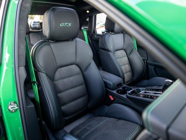 2026 Porsche Macan Macan GTS