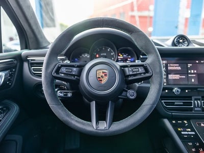 2026 Porsche Macan Macan GTS