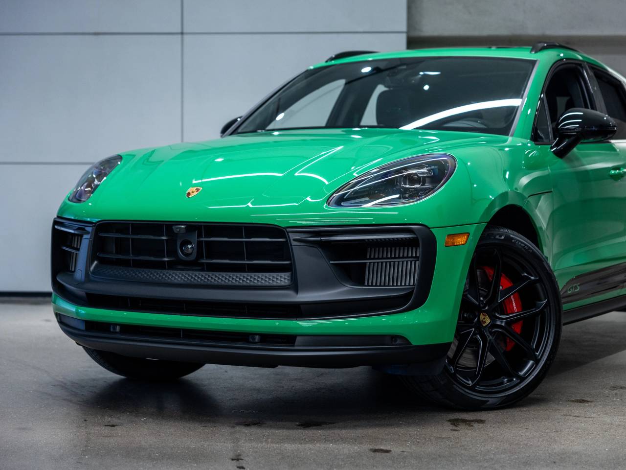 2026 Porsche Macan Macan GTS